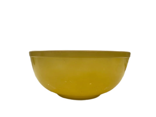 Vintage PYREX yellow round mixing bowl 4 quarts No number Early Model