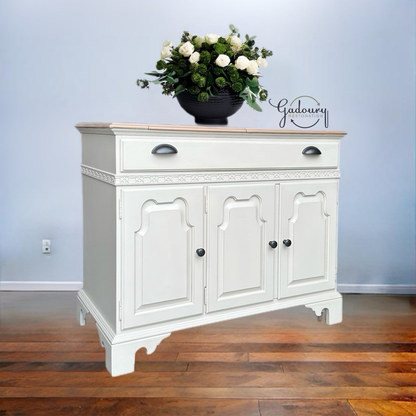 FREE SHIPPING *** Vintage Solid Wood Ethan Allen Modern Cream Serving Server Buffet table cabinet Coffee Bar