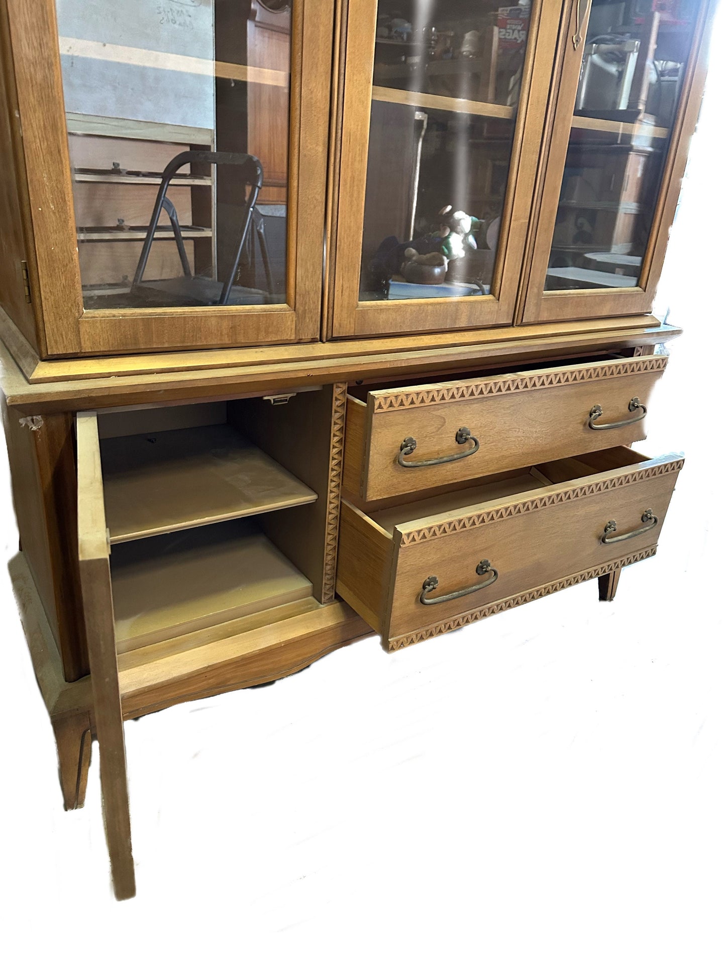 FREE SHIPPING** Restore/Paint Customize ** Mid Century Modern Mcm Solid Wood China Cabinet Bar Display Cabinet Hutch