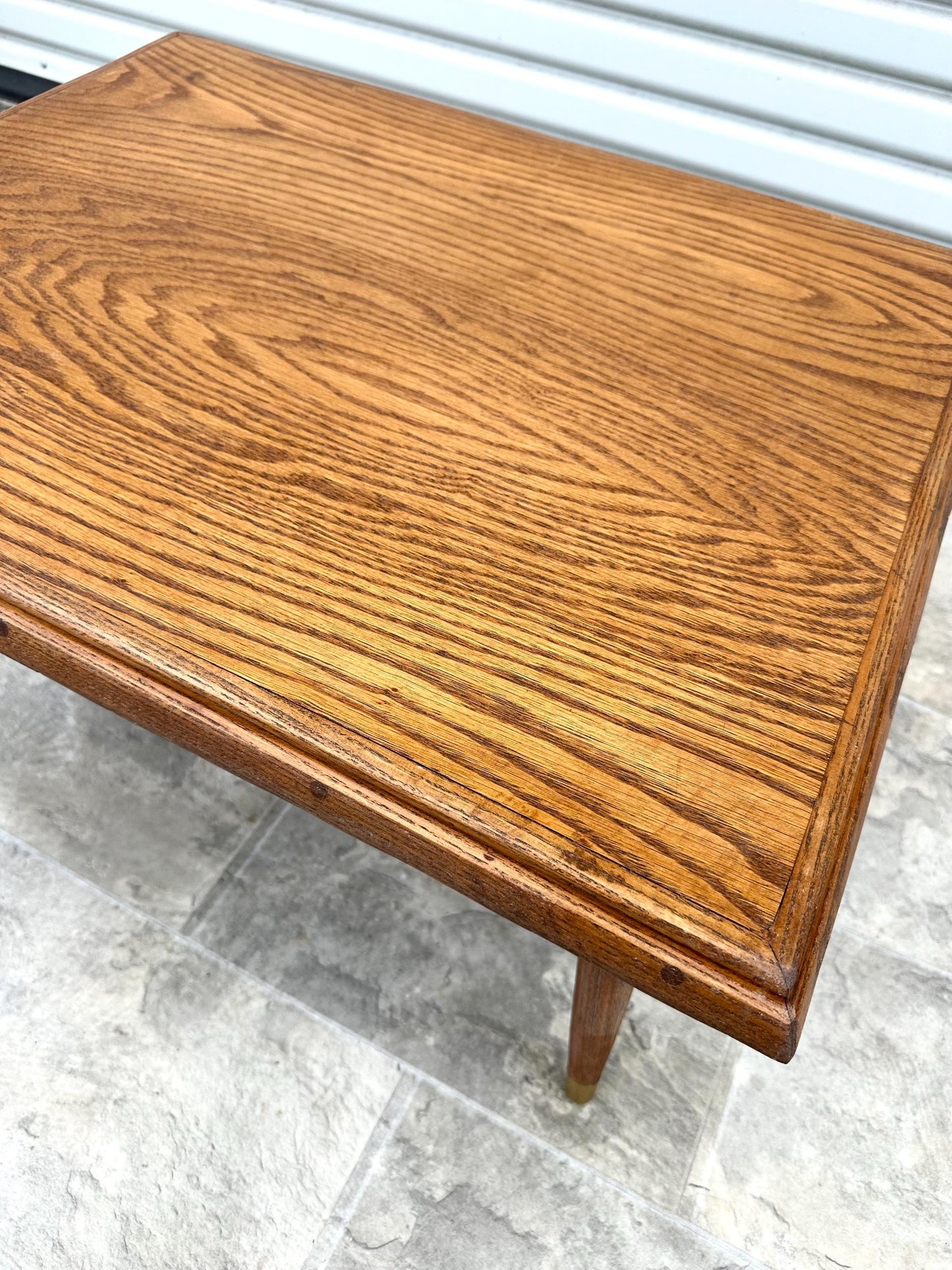 FREE SHIPPING ** Solid Wood Mid Century Modern MCM Vintage Antique Gold Tapered Legs Small Coffee Table Side table Accent Table
