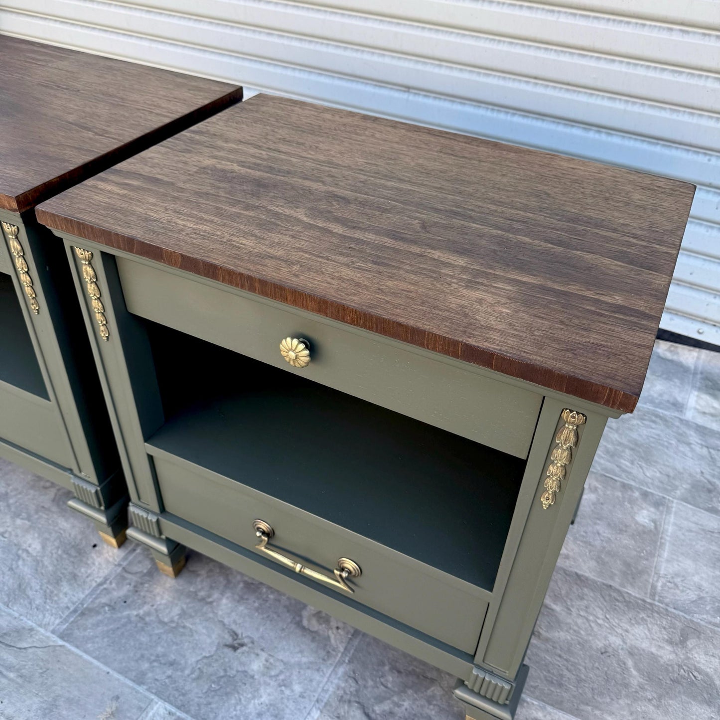 Sold Sold Sold * Do Not Purchase ** Modern Mid Century MCM French Deep Green Solid Wood set of 2 Night Stands End Table Side
