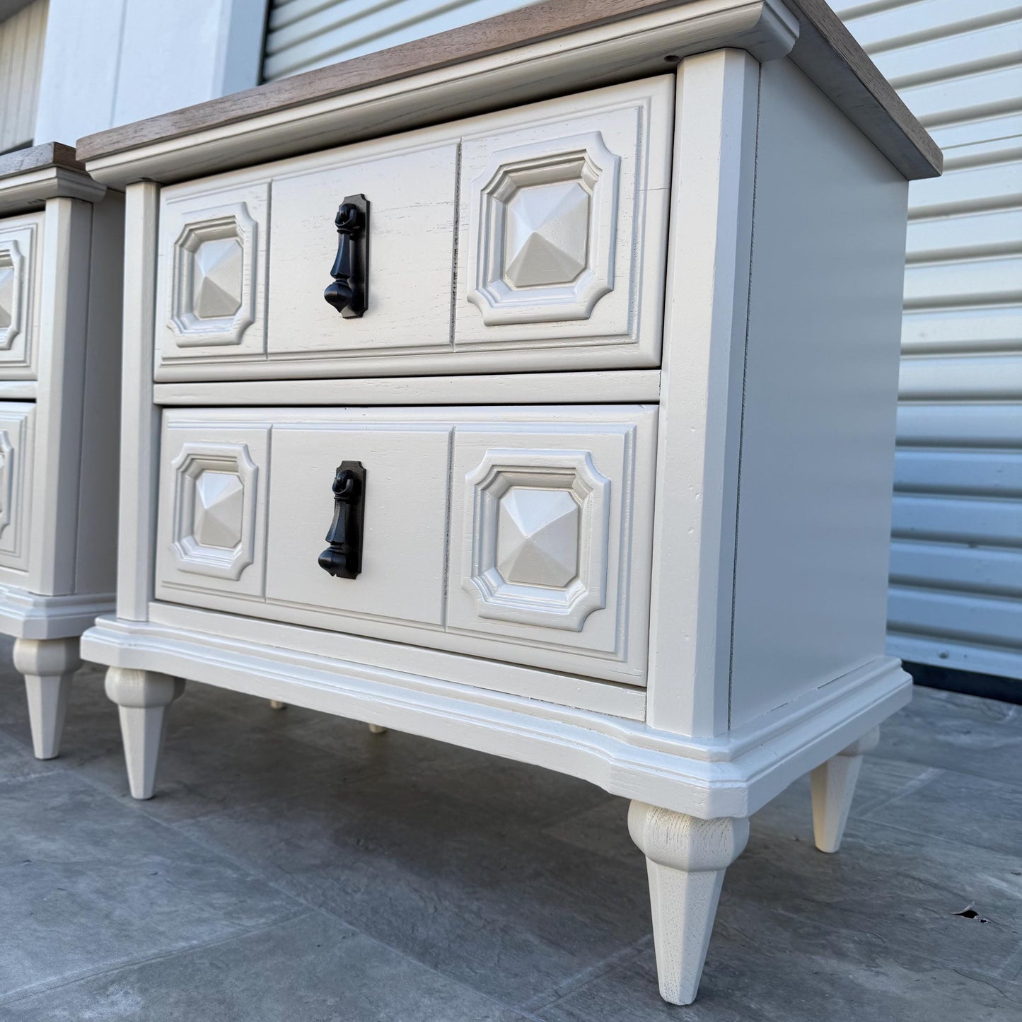 FREE SHIPPING *** Solid Wood Vintage Drexel Mid Century Modern MCM Cream Wood Set of Nightstands End tables