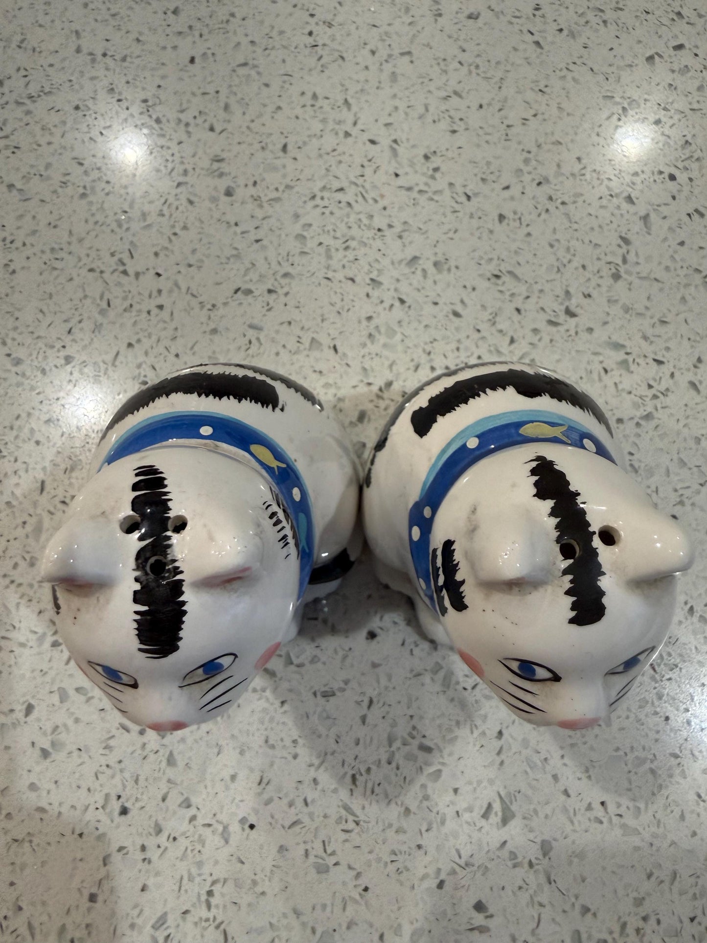 Vintage Coco Dowley Black and White Blue Tabby Cat Salt & Pepper Shakers Set